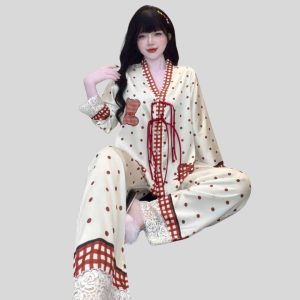 Pijama chấm bi – Set mặc nhà nữ thanh lịch